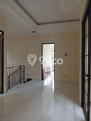 Jual Rumah Mewah Megah Dengan View Eksklusif di BSD Griya Loka, Tangerang Jual Rumah Mewah Megah Dengan View Eksklusif di BSD Griya Loka, Tangerang