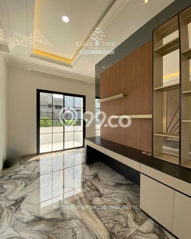 Jual Rumah Luas Megah Dengan View Eksklusif di Alam Sutera, Tangerang Jual Rumah Luas Megah Dengan View Eksklusif di Alam Sutera, Tangerang