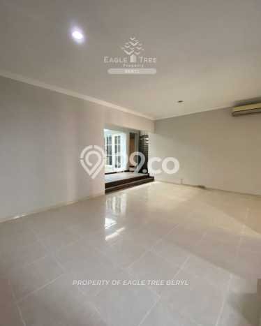 For Sale! Luxury House LT 200m2 Desain Modern di Alam Sutera For Sale! Luxury House LT 200m2 Desain Modern di Alam Sutera