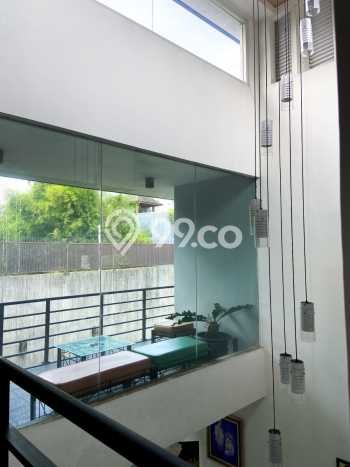 Ready to Use! Luxury House LT 350m2 Desain Elegan di Sektor 9-Bintaro Ready to Use! Luxury House LT 350m2 Desain Elegan di Sektor 9-Bintaro