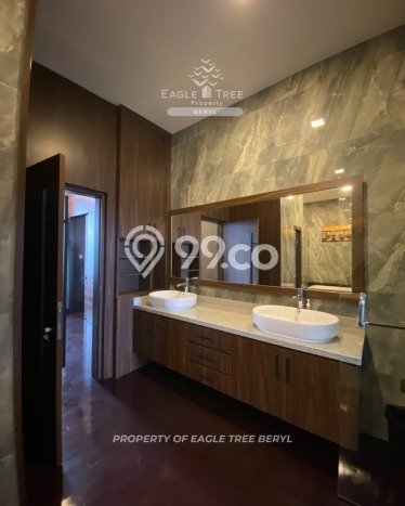 Jual Rumah Mewah Elegan Dengan View Eksklusif di Kemang, Jakarta Selatan Jual Rumah Mewah Elegan Dengan View Eksklusif di Kemang, Jakarta Selatan