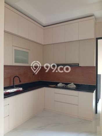 Jual Rumah Mewah Megah Dengan View Eksklusif di BSD Griya Loka, Tangerang Jual Rumah Mewah Megah Dengan View Eksklusif di BSD Griya Loka, Tangerang