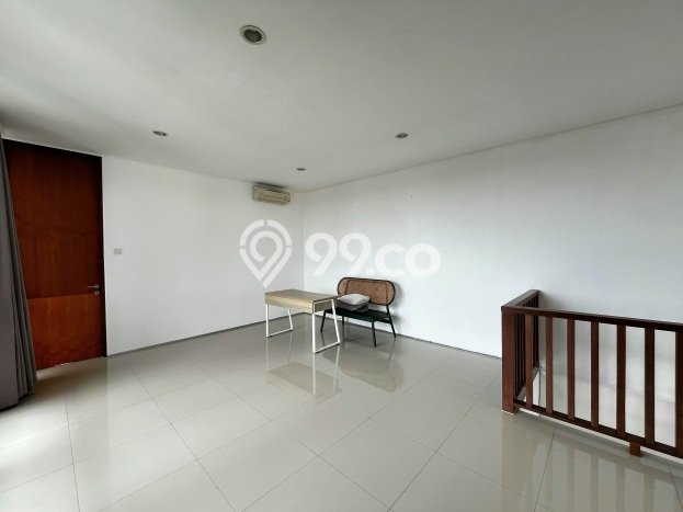 Disewakan! Rumah 3 Kamar Tidur &
4 Kamar Mandi di Kerobokan, Badung Disewakan! Rumah 3 Kamar Tidur &
4 Kamar Mandi di Kerobokan, Badung