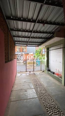 Hunian Cantik Modern Lb 150m2 di Lowokwaru, Malang Hunian Cantik Modern Lb 150m2 di Lowokwaru, Malang