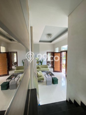Siap Huni Hunian Elit 8 Kamar di Lowokwaru Dekat ke Mana Saja Siap Huni Hunian Elit 8 Kamar di Lowokwaru Dekat ke Mana Saja