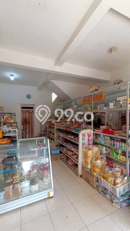 Rumah Mewah LB 300m2 Siap Pakai Desain Elegan di Araya, Malang Rumah Mewah LB 300m2 Siap Pakai Desain Elegan di Araya, Malang