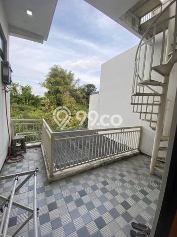 For Sale Rumah 3 Kamar Lokasi Ideal Bagus dan Strategis di Kedungkandang For Sale Rumah 3 Kamar Lokasi Ideal Bagus dan Strategis di Kedungkandang