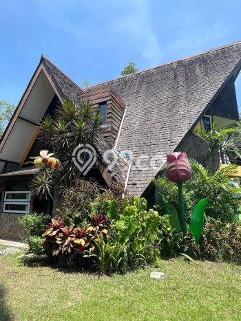 LOKASI STRATEGIS! Vila di , Area 601m2m², Lingkungan Prima LOKASI STRATEGIS! Vila di , Area 601m2m², Lingkungan Prima