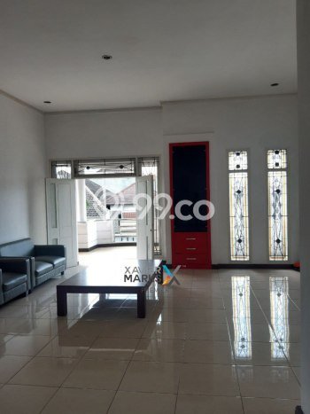 Ready to Use! Luxury House LT 200m2 Desain Modern di Araya Ready to Use! Luxury House LT 200m2 Desain Modern di Araya