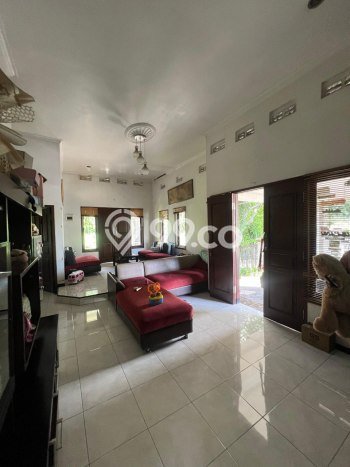 Vila Terawat Kawasan Karangploso, Dimensi 1417m2m², Lokasi Premium dengan akses bagus Vila Terawat Kawasan Karangploso, Dimensi 1417m2m², Lokasi Premium dengan akses bagus