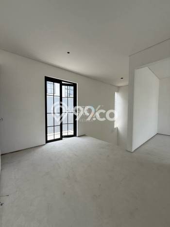 Hunian Elit LB 150m2 Siap Pakai Desain Elegan di Villa Puncak Tidar, Malang Hunian Elit LB 150m2 Siap Pakai Desain Elegan di Villa Puncak Tidar, Malang