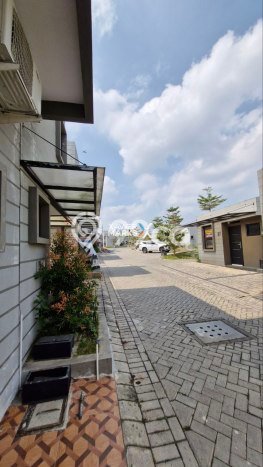 Rumah Minimalis 6 KT di Araya Malang Semi Furnished Rumah Minimalis 6 KT di Araya Malang Semi Furnished