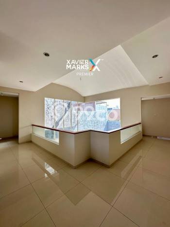 Ready to Use! Luxury House LT 391m2 Desain Modern di Dieng Tidar Ready to Use! Luxury House LT 391m2 Desain Modern di Dieng Tidar