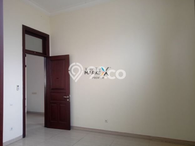 Rumah Luxury Modern Siap Huni di Soekarno Hatta Malang Rumah Luxury Modern Siap Huni di Soekarno Hatta Malang