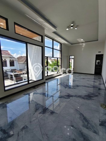 Rumah Elit Modern Siap Huni di Araya Malang Rumah Elit Modern Siap Huni di Araya Malang