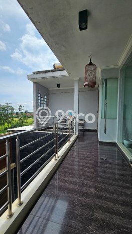 Rumah Elit LB 550m2 Siap Pakai Desain Elegan di Dieng Tidar, Malang Rumah Elit LB 550m2 Siap Pakai Desain Elegan di Dieng Tidar, Malang
