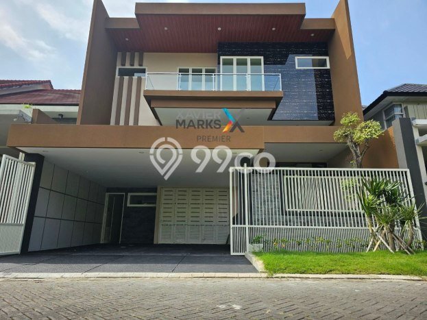Ready to Use! Premium House LT 300m2 Desain Elegan di Araya Ready to Use! Premium House LT 300m2 Desain Elegan di Araya