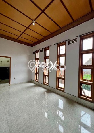 For Sale! Luxury House LT 588m2 Desain Elegan di Soekarno Hatta For Sale! Luxury House LT 588m2 Desain Elegan di Soekarno Hatta