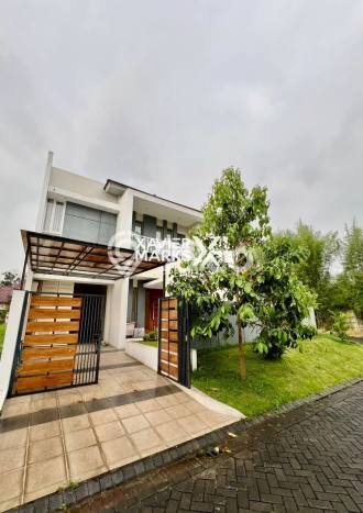 Rumah Elit LB 300m2 Siap Huni Desain Elegan di Araya, Malang Rumah Elit LB 300m2 Siap Huni Desain Elegan di Araya, Malang