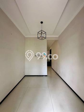 For Sale! Premium House LT 240m2 Desain Elegan di Araya For Sale! Premium House LT 240m2 Desain Elegan di Araya