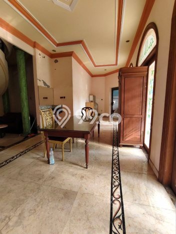 Hunian Mewah LB 1500m2 Siap Huni Desain Elegan di Araya, Malang Hunian Mewah LB 1500m2 Siap Huni Desain Elegan di Araya, Malang