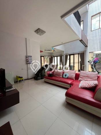Ready to Use! Premium House LT 420m2 Desain Modern di Araya Ready to Use! Premium House LT 420m2 Desain Modern di Araya