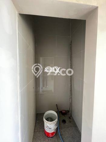 Kost untuk Dijual di Dinoyo Punya 10 Kamar Kost untuk Dijual di Dinoyo Punya 10 Kamar