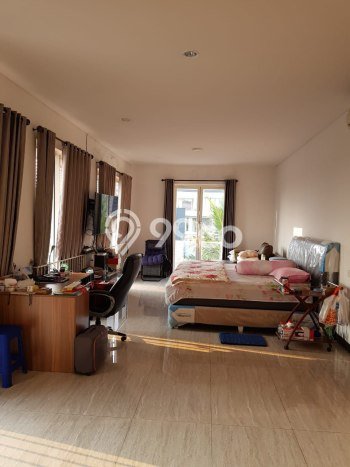 Rumah Elit LB 372m2 Siap Pakai Desain Elegan di Araya, Malang Rumah Elit LB 372m2 Siap Pakai Desain Elegan di Araya, Malang