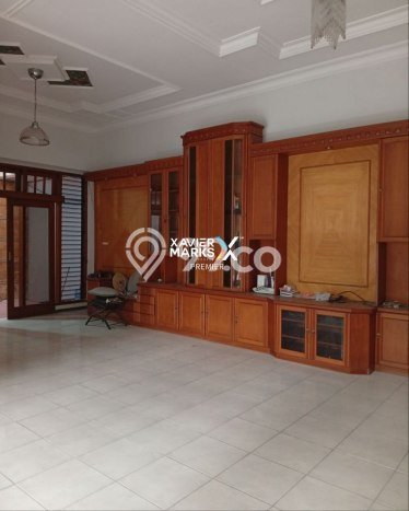 Rumah Mewah LB 460m2 Siap Huni Desain Elegan di Soekarno Hatta, Malang Rumah Mewah LB 460m2 Siap Huni Desain Elegan di Soekarno Hatta, Malang