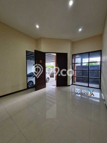 Dijual Rumah 5 Kamar Lokasi Ideal Bagus dan Strategis di Blimbing Dijual Rumah 5 Kamar Lokasi Ideal Bagus dan Strategis di Blimbing
