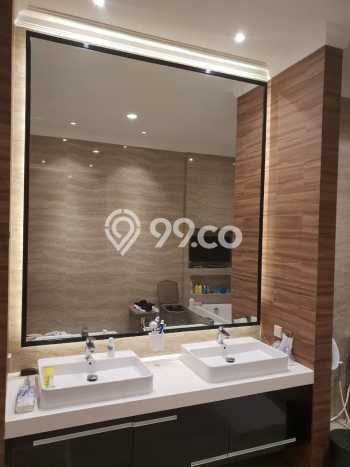 Dijual Rumah Luas Megah Dengan View Eksklusif di Green Lake City, Jakarta Barat Dijual Rumah Luas Megah Dengan View Eksklusif di Green Lake City, Jakarta Barat