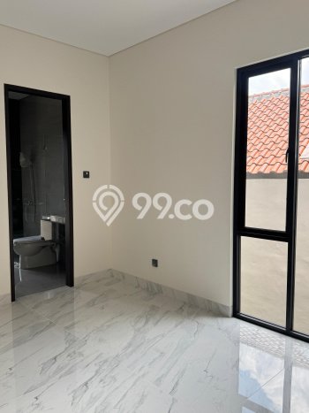 Hunian Elit LB 400m2 Siap Pakai Desain Elegan di Intercon, Jakarta Barat Hunian Elit LB 400m2 Siap Pakai Desain Elegan di Intercon, Jakarta Barat