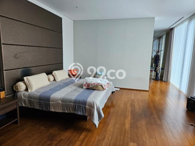 For Sale! Premium House LT 407m2 Desain Modern di Puri Indah For Sale! Premium House LT 407m2 Desain Modern di Puri Indah