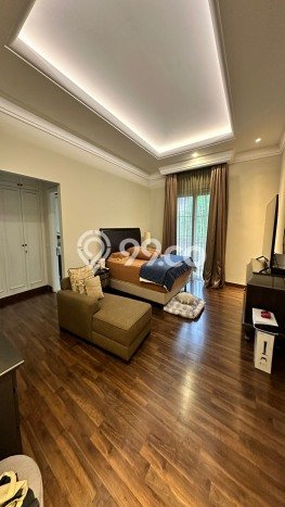 Ready to Use! Luxury House LT 200m2 Desain Modern di Permata Buana Ready to Use! Luxury House LT 200m2 Desain Modern di Permata Buana