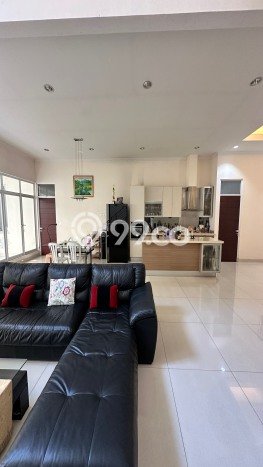 Rumah Elit LB 400m2 Siap Huni Desain Elegan di Permata Buana, Jakarta Barat Rumah Elit LB 400m2 Siap Huni Desain Elegan di Permata Buana, Jakarta Barat