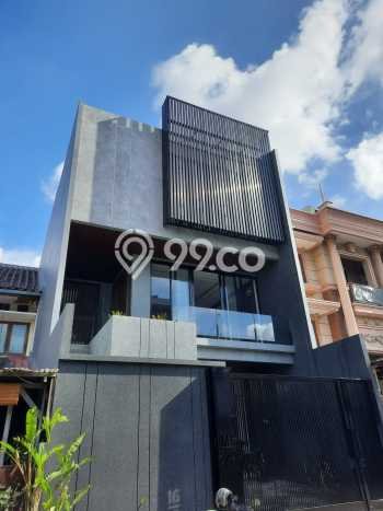 Jual Rumah Luas Megah Dengan View Cantik di Permata Buana, Jakarta Barat Jual Rumah Luas Megah Dengan View Cantik di Permata Buana, Jakarta Barat