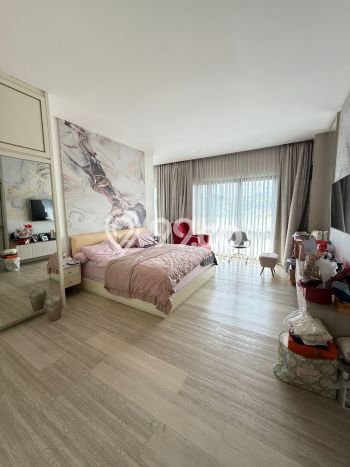 Rumah Mewah LB 600m2 Siap Pakai Desain Elegan di Permata Buana, Jakarta Barat Rumah Mewah LB 600m2 Siap Pakai Desain Elegan di Permata Buana, Jakarta Barat
