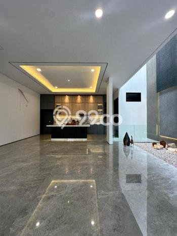 Jual Rumah Luas Megah Dengan View Cantik di Permata Buana, Jakarta Barat Jual Rumah Luas Megah Dengan View Cantik di Permata Buana, Jakarta Barat