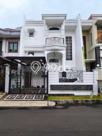 Jual Rumah Mewah Megah Dengan View Eksklusif di Permata Buana, Jakarta Barat Jual Rumah Mewah Megah Dengan View Eksklusif di Permata Buana, Jakarta Barat