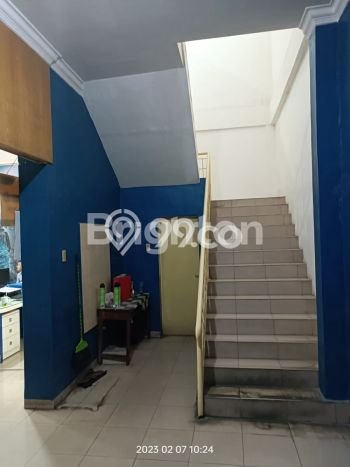 Unit Ruko Dijual di Medan LT 240m2 & LB 384m2 Unit Ruko Dijual di Medan LT 240m2 & LB 384m2