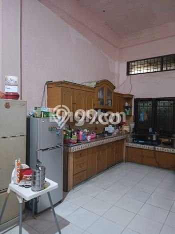 FOR SALE! Ruko di Medan Area Medan, LT 102m2, LB 231m2 FOR SALE! Ruko di Medan Area Medan, LT 102m2, LB 231m2