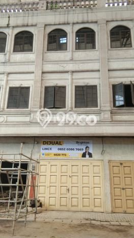 Ruko Dijual Lokasi Emas di Medan Polonia Luas 192m2 Ruko Dijual Lokasi Emas di Medan Polonia Luas 192m2