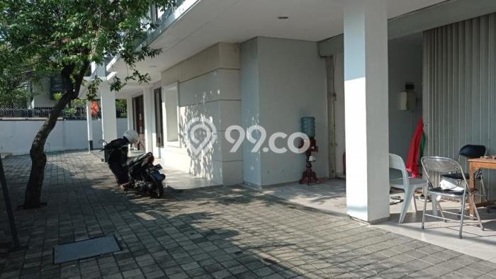 Investasi Masa Depan 4 Kamar Tidur Akses Dekat di Kawasan Prospektif Semarang Tengah, Semarang Investasi Masa Depan 4 Kamar Tidur Akses Dekat di Kawasan Prospektif Semarang Tengah, Semarang
