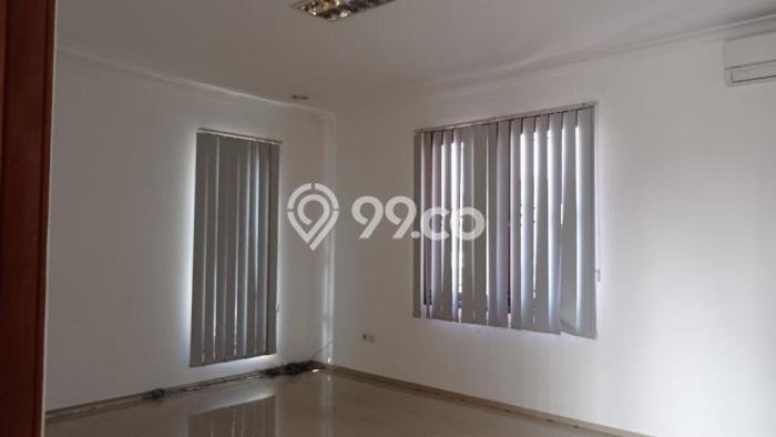 Investasi Masa Depan 4 Kamar Tidur Akses Dekat di Kawasan Prospektif Semarang Tengah, Semarang Investasi Masa Depan 4 Kamar Tidur Akses Dekat di Kawasan Prospektif Semarang Tengah, Semarang