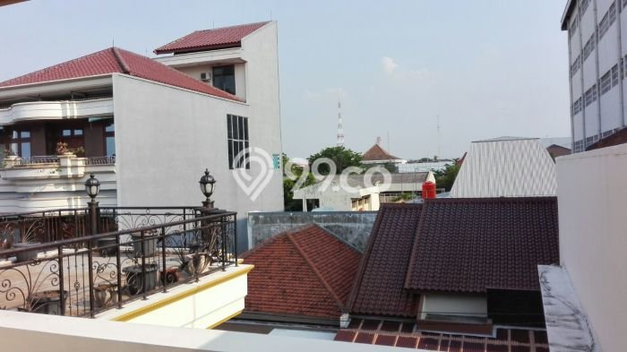 HARGA SPESIAL! Rumah Minimalis area , Semarang, Luas 171m2m² Bangunan 300m2m² BISA KPR! HARGA SPESIAL! Rumah Minimalis area , Semarang, Luas 171m2m² Bangunan 300m2m² BISA KPR!