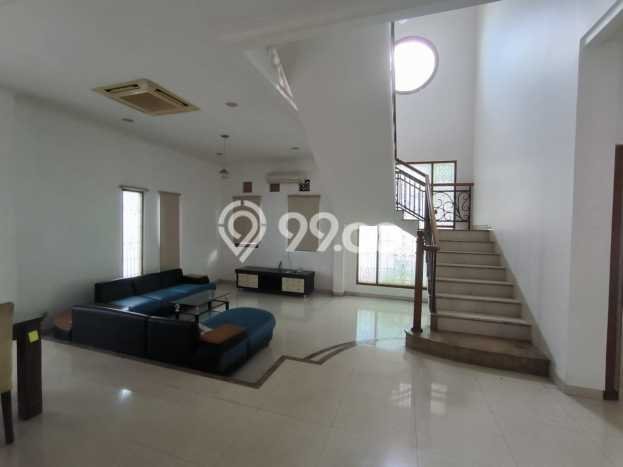 SEGERA MILIKI! Rumah area Semarang Barat, Semarang, Luas 320m2m² Bangunan 300m2m² SEGERA MILIKI! Rumah area Semarang Barat, Semarang, Luas 320m2m² Bangunan 300m2m²