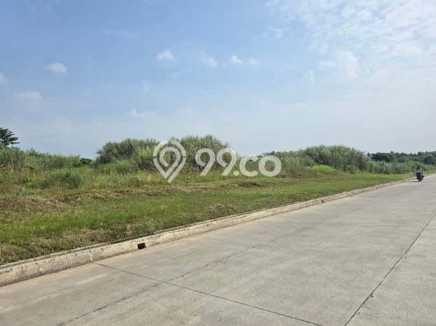 Tanah Komersial Dijual di Karawang Barat Karawang 7832m2 Tanah Komersial Dijual di Karawang Barat Karawang 7832m2