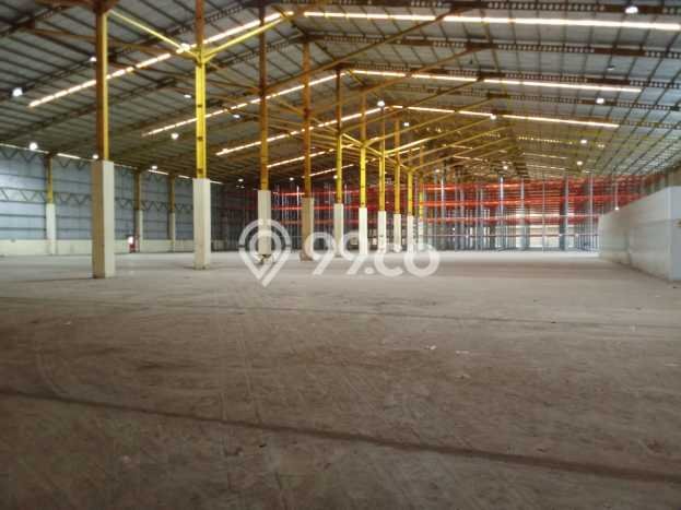 Gudang Komersial Dijual di Cikarang Timur Bekasi LT 97000m2 & LB 11000m2 Gudang Komersial Dijual di Cikarang Timur Bekasi LT 97000m2 & LB 11000m2