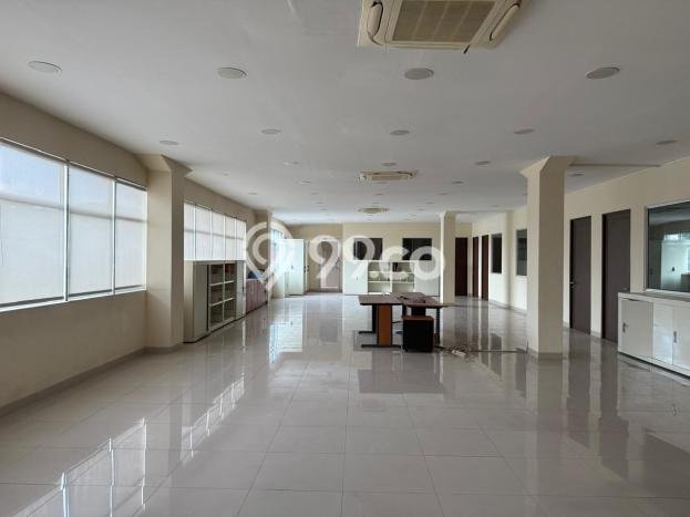 Gudang untuk disewa di Lippo Cikarang punya LT 1800m2 & LB 1810m2 harga sewa kompetitif Gudang untuk disewa di Lippo Cikarang punya LT 1800m2 & LB 1810m2 harga sewa kompetitif