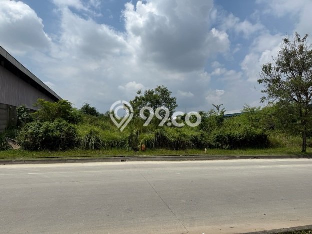 Lahan Dijual Lokasi Lippo Cikarang, Cikarang dengan Luas Tanah 5000m2 dan Status - Lahan Dijual Lokasi Lippo Cikarang, Cikarang dengan Luas Tanah 5000m2 dan Status -